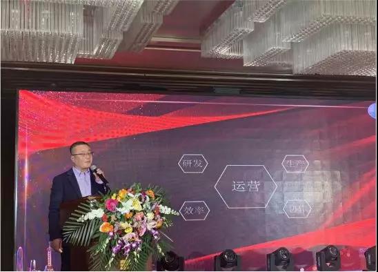 左手视频APP污最新版生產負責人孫宇孫廠長對運營生產體係做回顧總結。